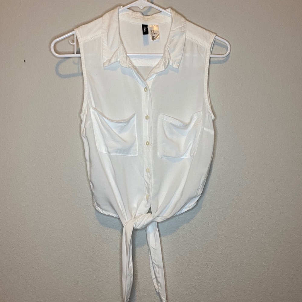 H&M Crop Tie Button Up Tank